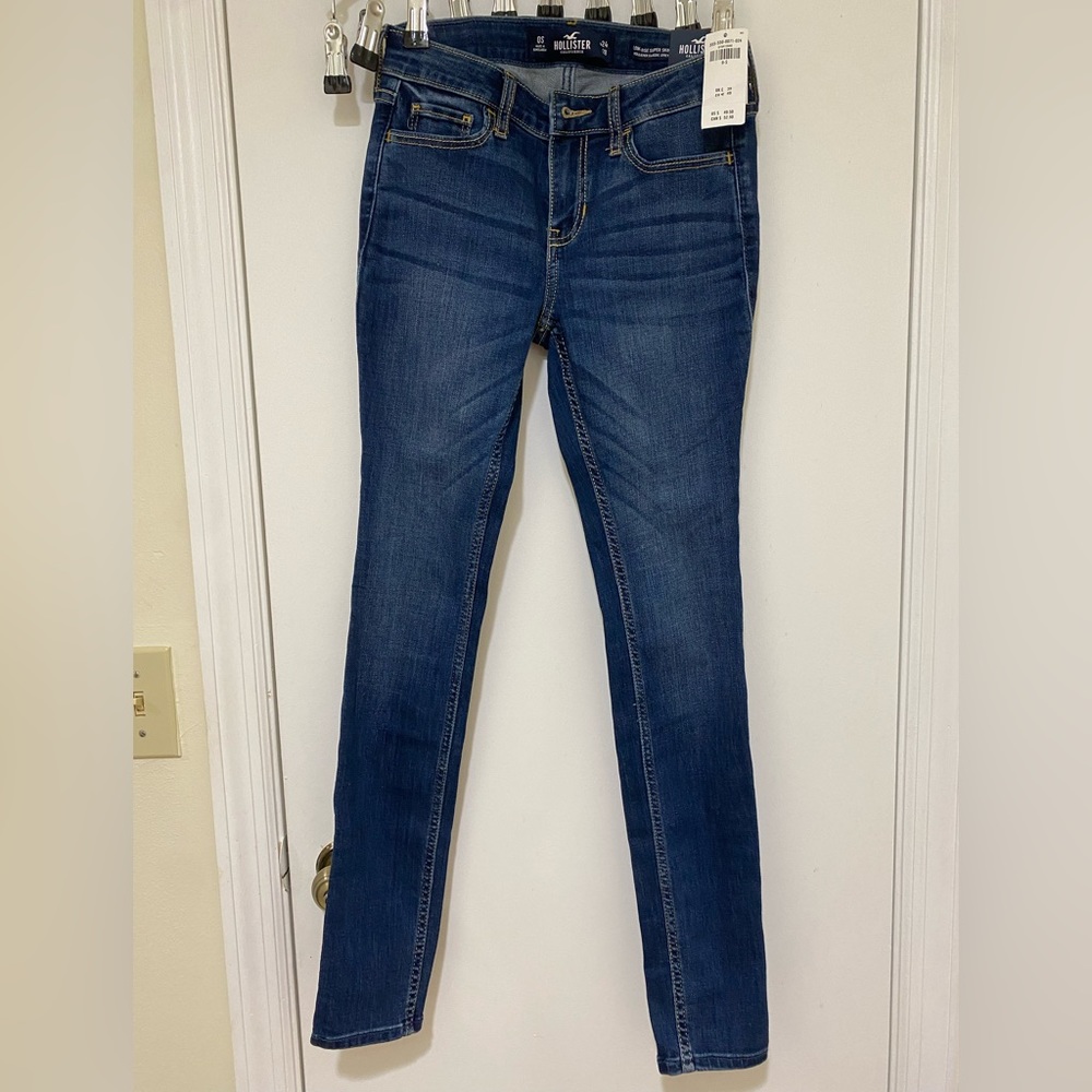 Hollister Low Rise Super Skinny Jeans